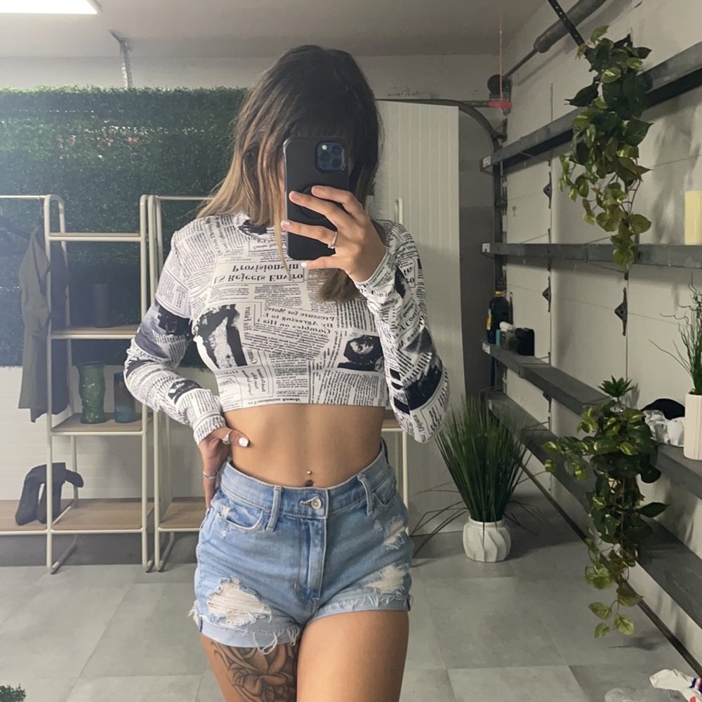 Newspaper print top